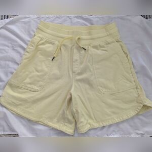 Athleta Women's Yellow Relaxed Shorts